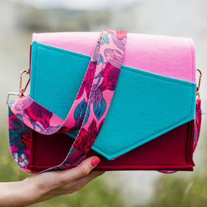 Flower strap bag