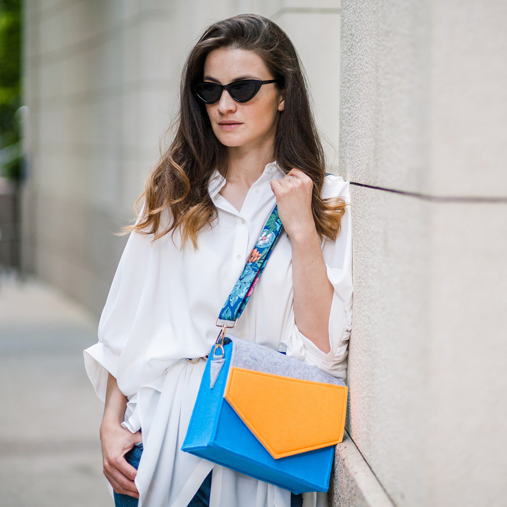 Flower strap bag